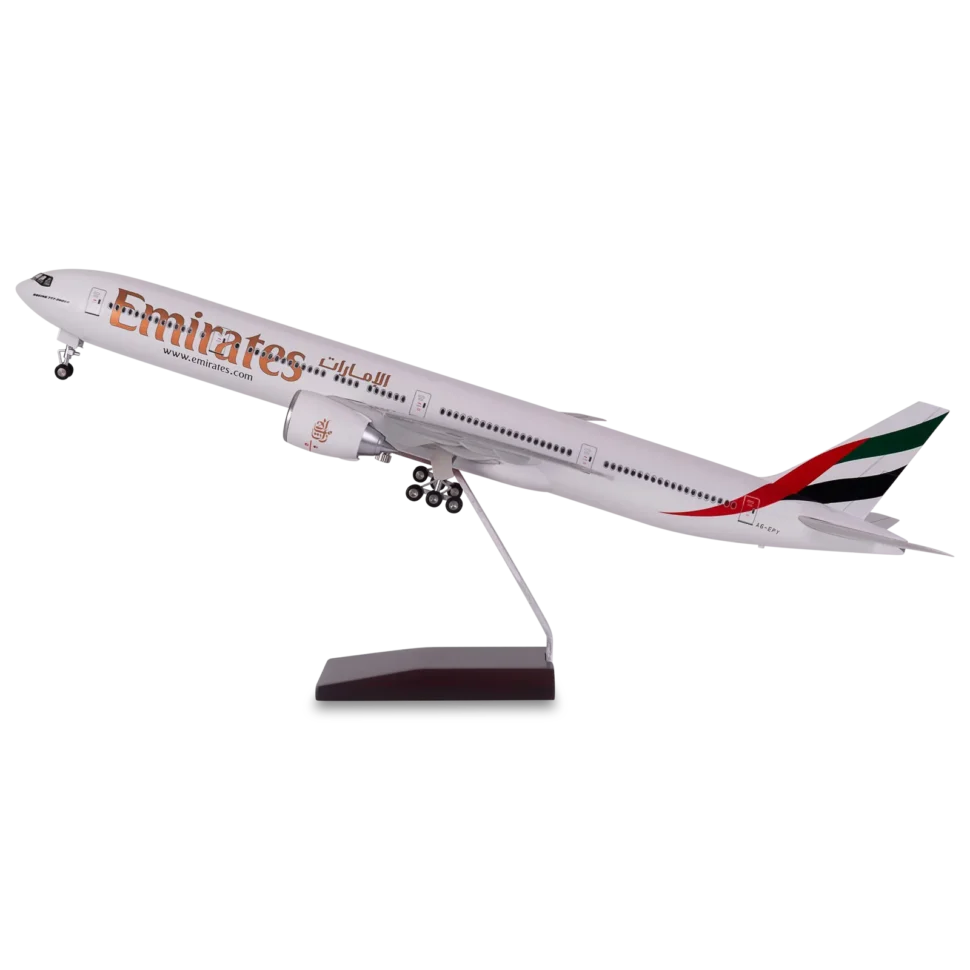 Fly Emirates B777-300ER Scaled Airplane Model - Image 2