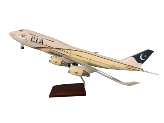 PIA B747-400 Airplane Scaled Model – Landing Gear resin model